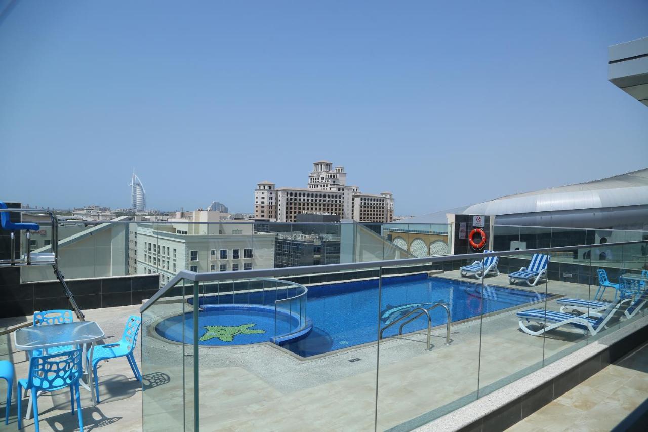 Tulip Al Barsha Hotel Apartment Dubái Exterior foto